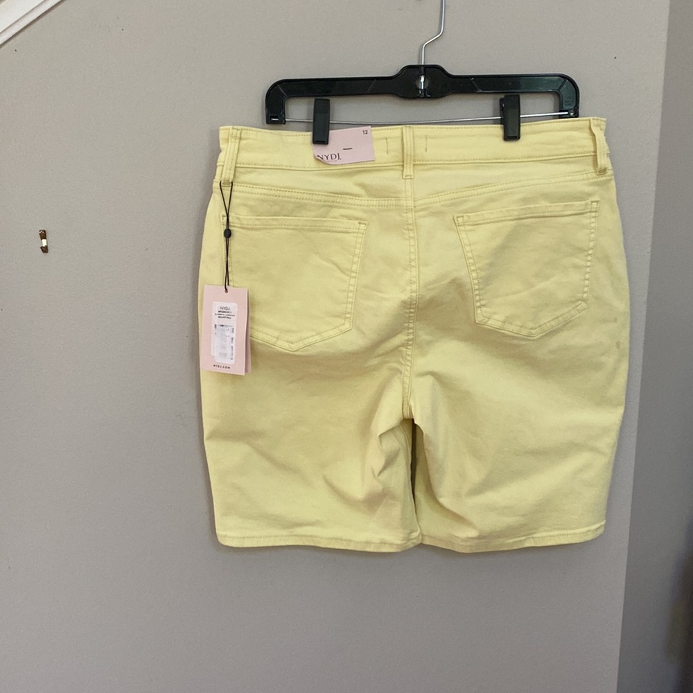NYDJ Ella Denim Shorts With Side Slits - Picture 3 of 10